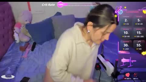 Snapshot of hyun22148625 chatting on 09/26/25, 04:05 Hello Im Julieta Im 25 years old and I love being here. Thank you for visiting my living room. The only rule is that you hap online show from 09/26/25, 04:05