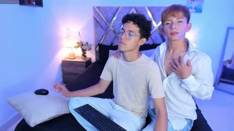 Son Hyunjin online show from 11/10/25, 10:42