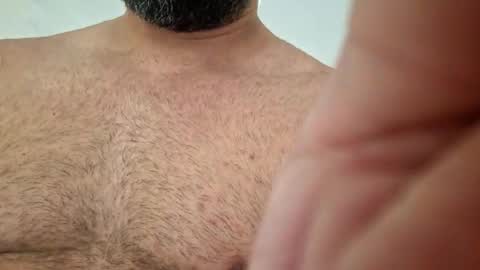 Snapshot of hzda89 chatting on 11/17/25, 09:37 hzda89 online show from 11/17/25, 09:37