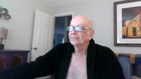 Snapshot of i12cuu12c2 chatting on 03/12/26, 12:11 i12cuu12c2 online show from 03/12/26, 12:11