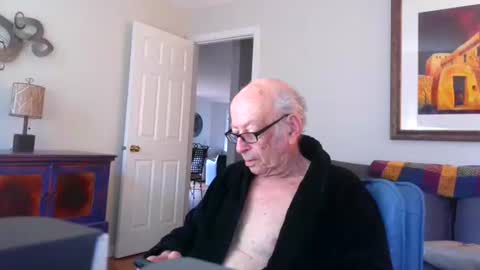 Snapshot of i12cuu12c2 chatting on 03/19/26, 11:58 i12cuu12c2 online show from 03/19/26, 11:58