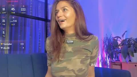 Snapshot of i___love__you chatting on 11/12/25, 10:20 i___love__you online show from 11/12/25, 10:20