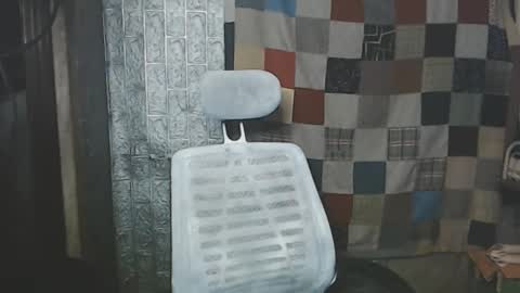 Snapshot of i_am_asian90 chatting on 12/27/24, 03:26 Kim online show from 12/27/24, 03:26