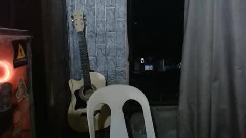 Snapshot of i_am_asian90 chatting on 10/17/25, 11:35 Kim online show from 10/17/25, 11:35