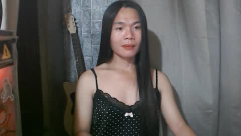 Snapshot of i_am_asian90 chatting on 10/19/25, 02:07 Kim online show from 10/19/25, 02:07