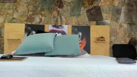 The Dolls online show from 11/01/25, 05:04