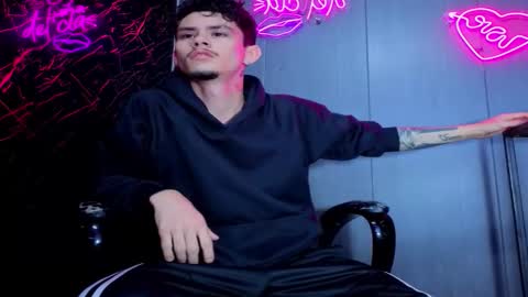 kelvis online show from 11/21/25, 10:36