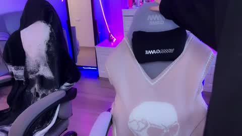 Asya  online show from 01/14/25, 11:10