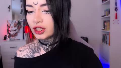 Snapshot of i_died_again chatting on 03/29/26, 12:27 Asya online show from 03/29/26, 12:27