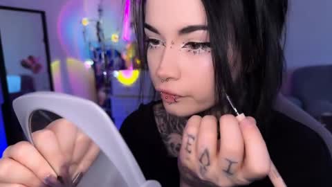 Snapshot of i_died_again chatting on 04/17/26, 10:29 Asya online show from 04/17/26, 10:29