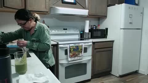 ShortStuff online show from 02/17/25, 04:04