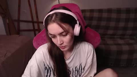 elisabeth online show from 09/18/25, 12:40