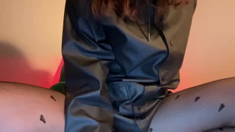 Olive online show from 10/04/25, 02:09