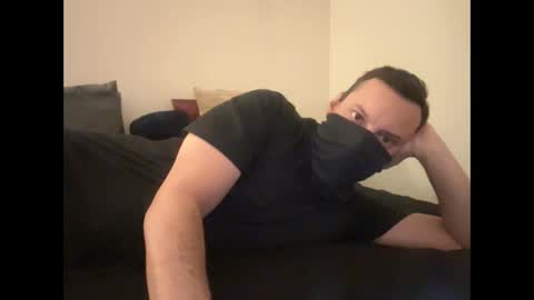 i o ro online show from 12/02/24, 01:03