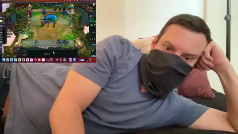 i o ro online show from 12/19/24, 10:42