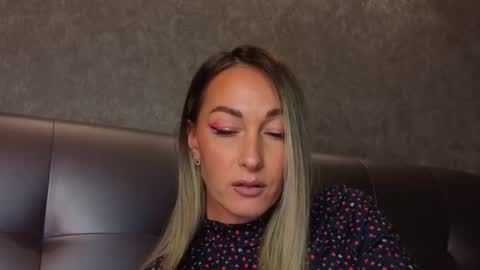 Snapshot of iam_blake chatting on 10/15/25, 09:15 Blake online show from 10/15/25, 09:15