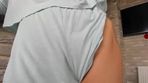 Snapshot of iam_blake chatting on 10/22/25, 07:30 Blake online show from 10/22/25, 07:30