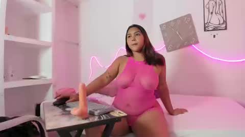 Snapshot of iam_cattaleya chatting on 10/16/25, 06:20 iam_cattaleya online show from 10/16/25, 06:20