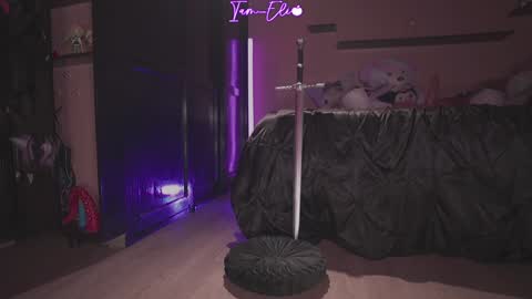 Snapshot of iam_eli chatting on 11/29/25, 07:22 online show from 11/29/25, 07:22