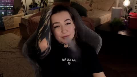 Snapshot of iam_meg chatting on 01/15/25, 03:29 Meg online show from 01/15/25, 03:29