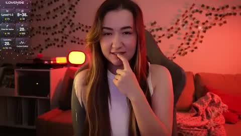 Snapshot of iam_meg chatting on 10/20/25, 01:06 Meg online show from 10/20/25, 01:06