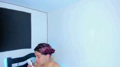 Snapshot of iam_naho chatting on 04/21/26, 09:39 NAHO online show from 04/21/26, 09:39