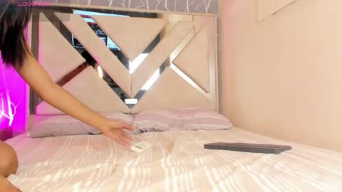 iam_nicolle online show from 02/07/26, 02:21