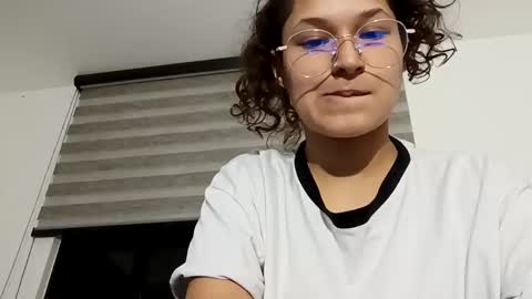 On instagram Imm  NikkiHelp me reach 100 likes online show from 02/13/25, 01:40