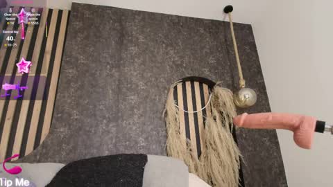 Snapshot of iam_salome_ chatting on 04/08/26, 08:09 salome online show from 04/08/26, 08:09