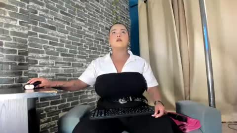 Snapshot of iam_samy chatting on 07/18/26, 11:03 Samy online show from 07/18/26, 11:03