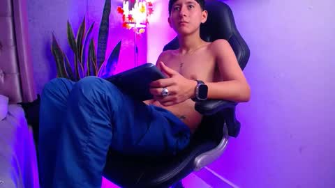 I A M   S M I T H S online show from 03/03/26, 01:06