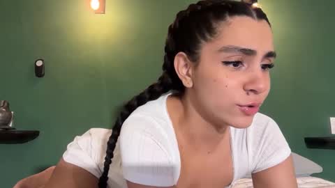 Snapshot of iam_that_iam_ chatting on 10/09/25, 01:47 Eva online show from 10/09/25, 01:47