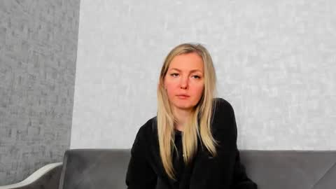 Venus online show from 04/15/26, 08:43