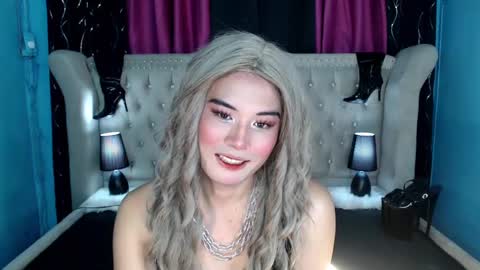 Snapshot of iam_yourtrough_pleasurecumshot chatting on 03/10/25, 12:18 mica online show from 03/10/25, 12:18