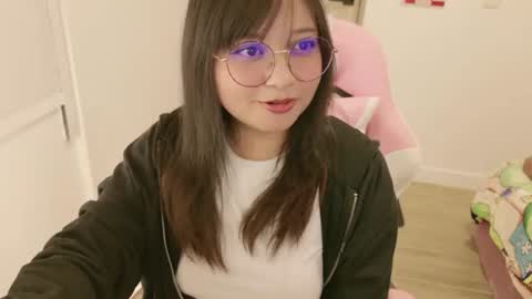 Zoe 3 online show from 07/22/26, 09:50