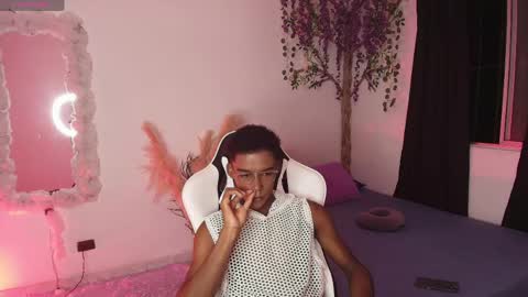 Snapshot of iamandrey_ chatting on 04/14/26, 12:16 iamandrey_ online show from 04/14/26, 12:16