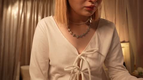 Snapshot of iamclaire_ chatting on 02/07/25, 05:07 Claire online show from 02/07/25, 05:07