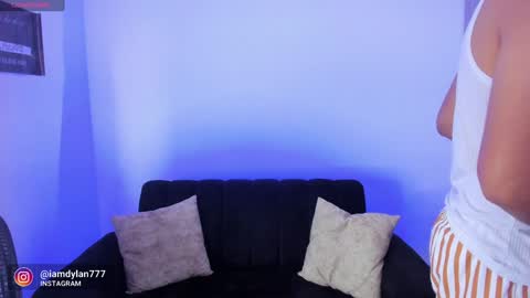 Snapshot of iamdylan777 chatting on 01/26/25, 06:06 Dylan independent model online show from 01/26/25, 06:06