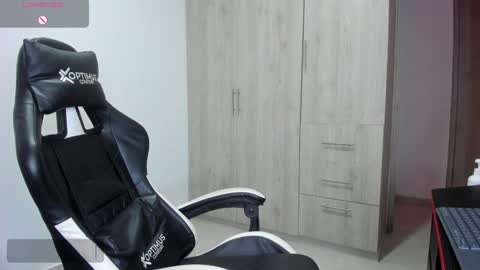 Snapshot of iamdylan777 chatting on 01/30/25, 07:04 Dylan independent model online show from 01/30/25, 07:04