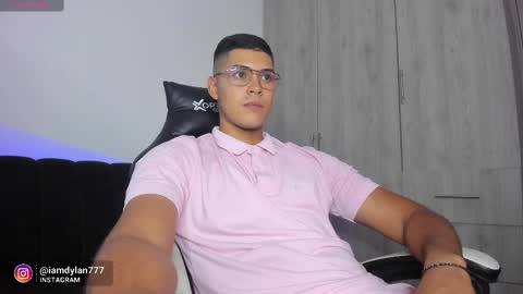 Snapshot of iamdylan777 chatting on 02/12/25, 04:54 Dylan independent model online show from 02/12/25, 04:54