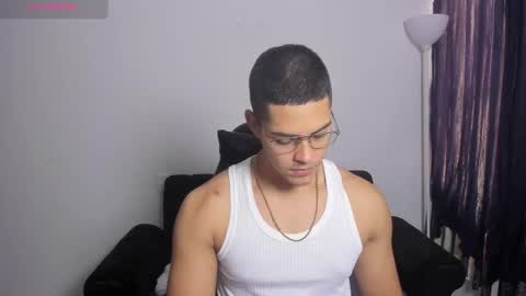 Dylan  independent model  online show from 03/02/26, 12:34