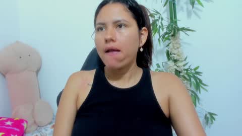 Snapshot of iamevaaa chatting on 12/11/24, 03:37 Eva online show from 12/11/24, 03:37