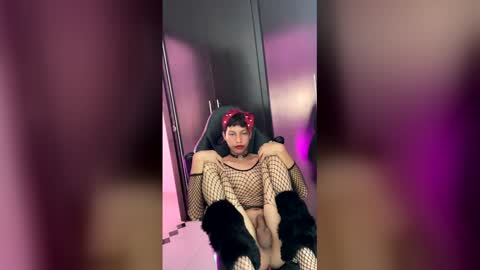 Snapshot of iamgigy chatting on 04/19/26, 06:10 iamgigy online show from 04/19/26, 06:10