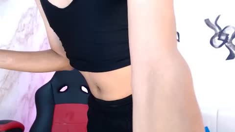 Snapshot of iamgigy chatting on 06/19/26, 04:00 iamgigy online show from 06/19/26, 04:00