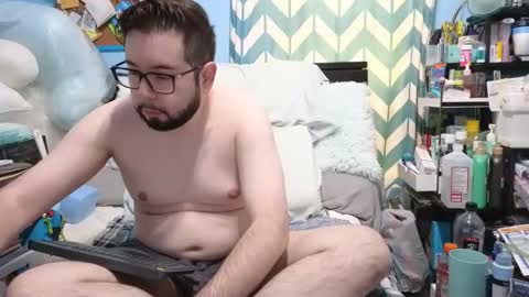 Snapshot of iamissac chatting on 11/16/25, 06:24 IAmIssac - Issac Dimitri online show from 11/16/25, 06:24