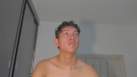 Juliiiiian online show from 05/24/26, 11:48
