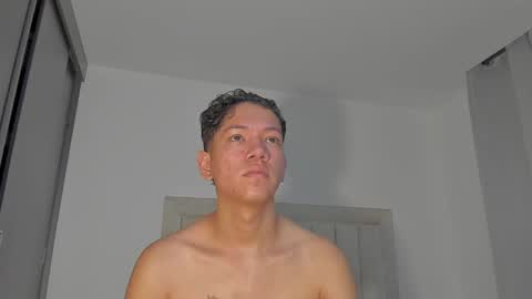 Juliiiiian online show from 06/02/26, 11:01