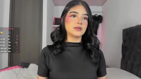 Snapshot of iamjulietaa chatting on 09/18/25, 06:54    online show from 09/18/25, 06:54