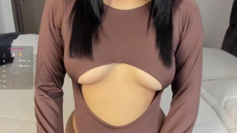 Snapshot of iamjulietaa chatting on 09/22/25, 04:53    online show from 09/22/25, 04:53