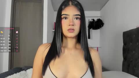 Snapshot of iamjulietaa chatting on 10/14/25, 07:25    online show from 10/14/25, 07:25